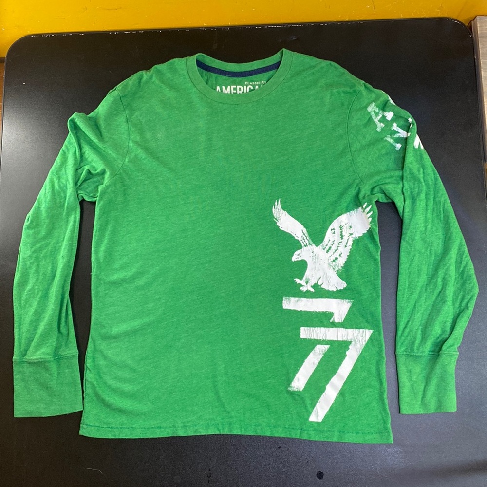 Green American Eagle tee